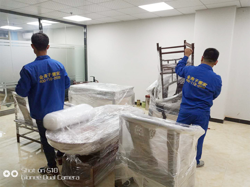搬家需要专业打包就找金燕子搬家公司