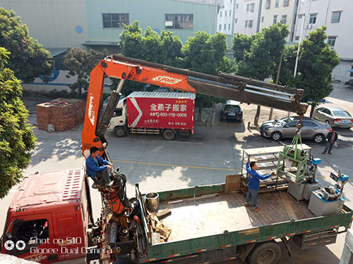 工厂设备吊装