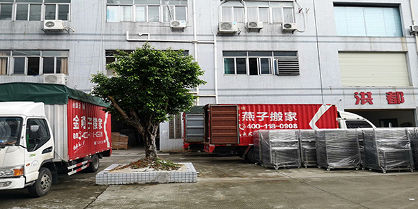 为何使用搬家公司提供的纸箱